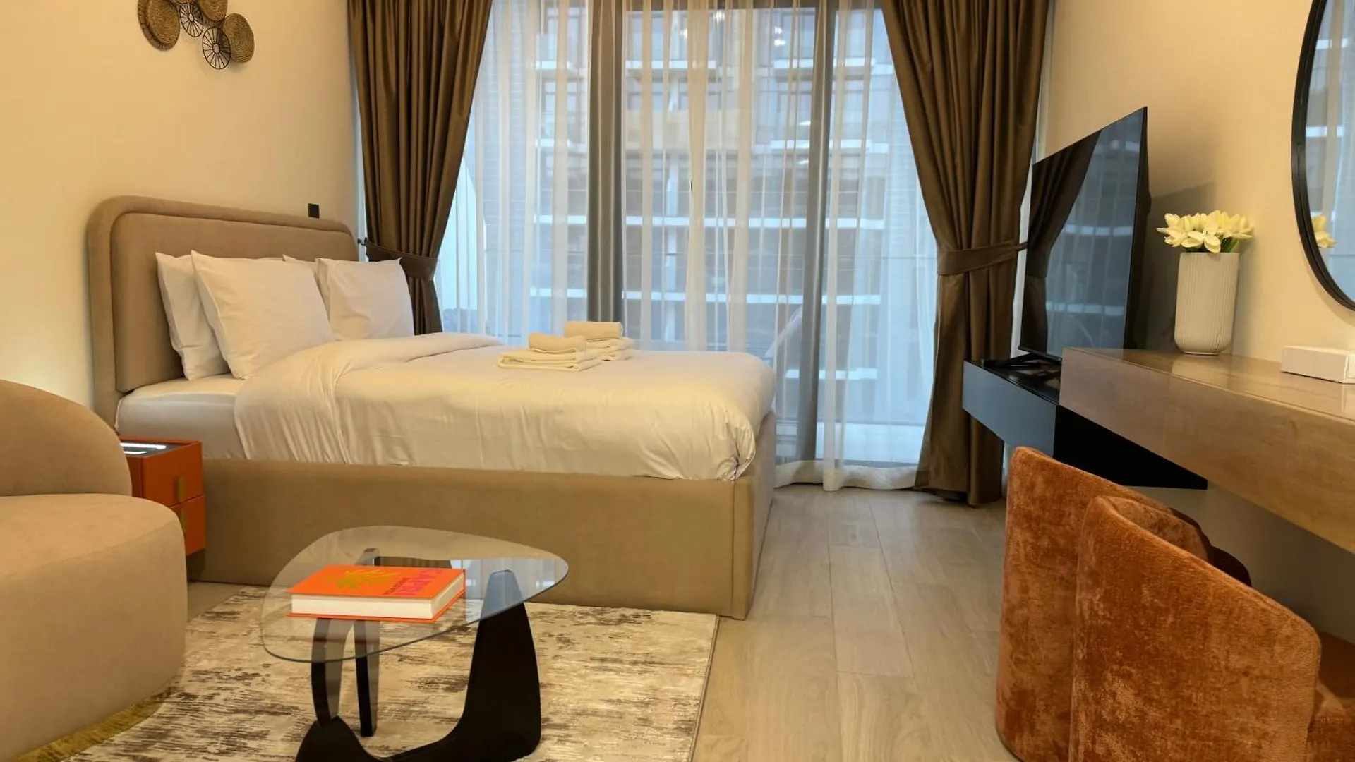 Ashri Hh, Standard Studio In Riviera Dubaj Zjednoczone Emiraty Arabskie