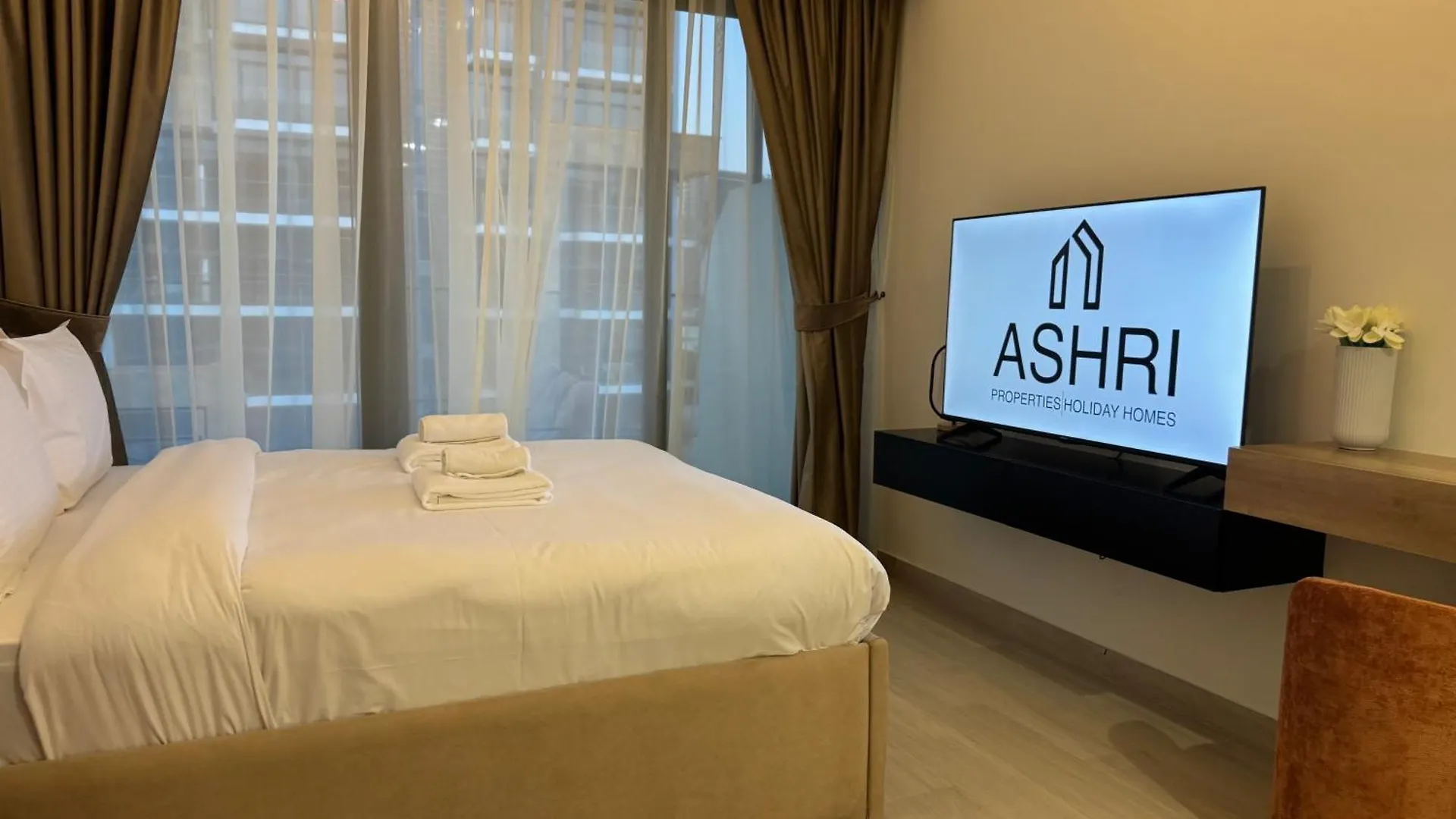 Ashri Hh, Standard Studio In Riviera Dubai