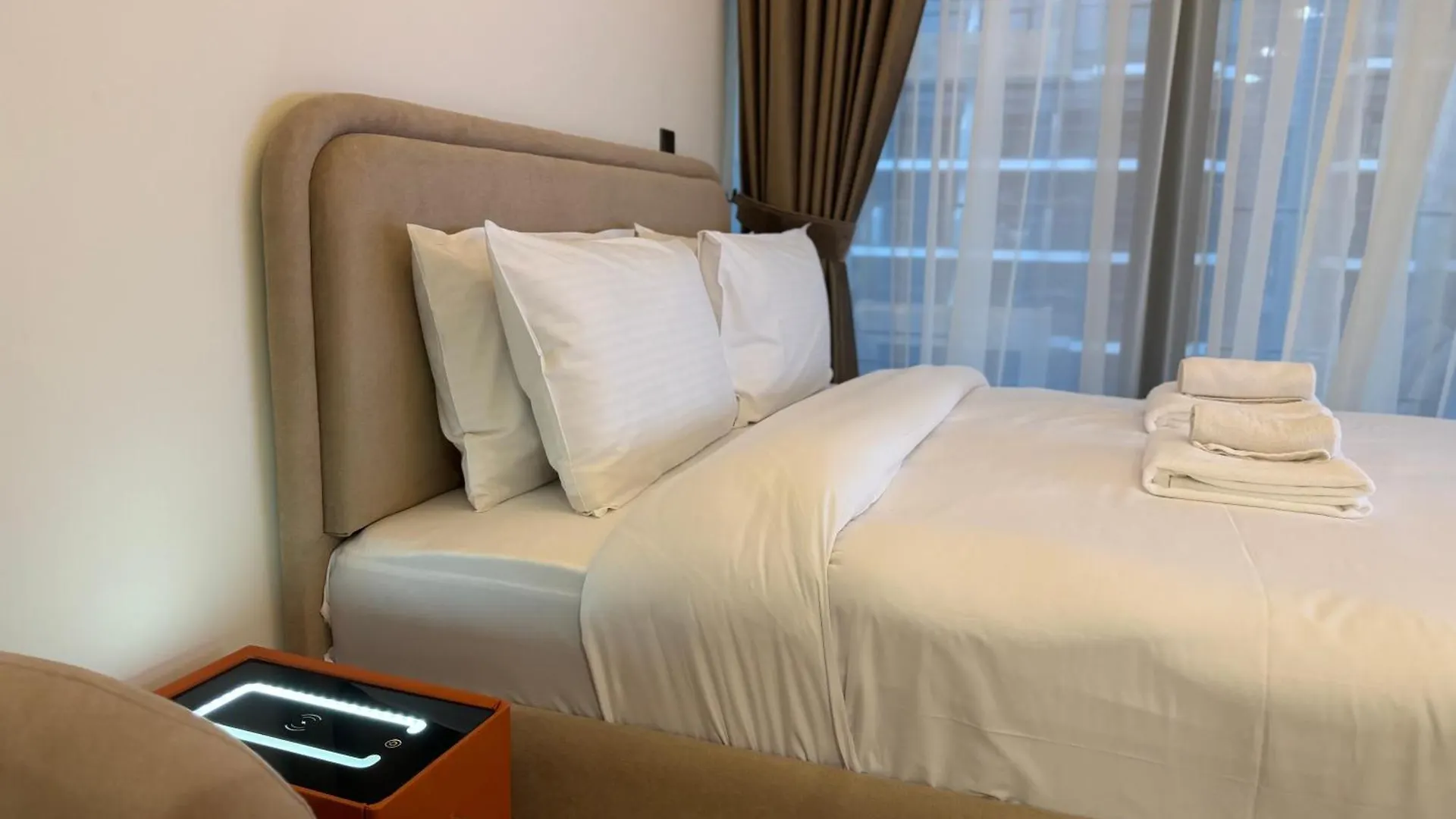 Ashri Hh, Standard Studio In Riviera Dubai
