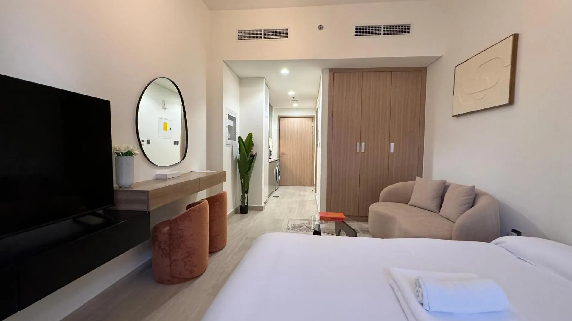 Ashri Hh, Standard Studio In Riviera Dubai Apartment