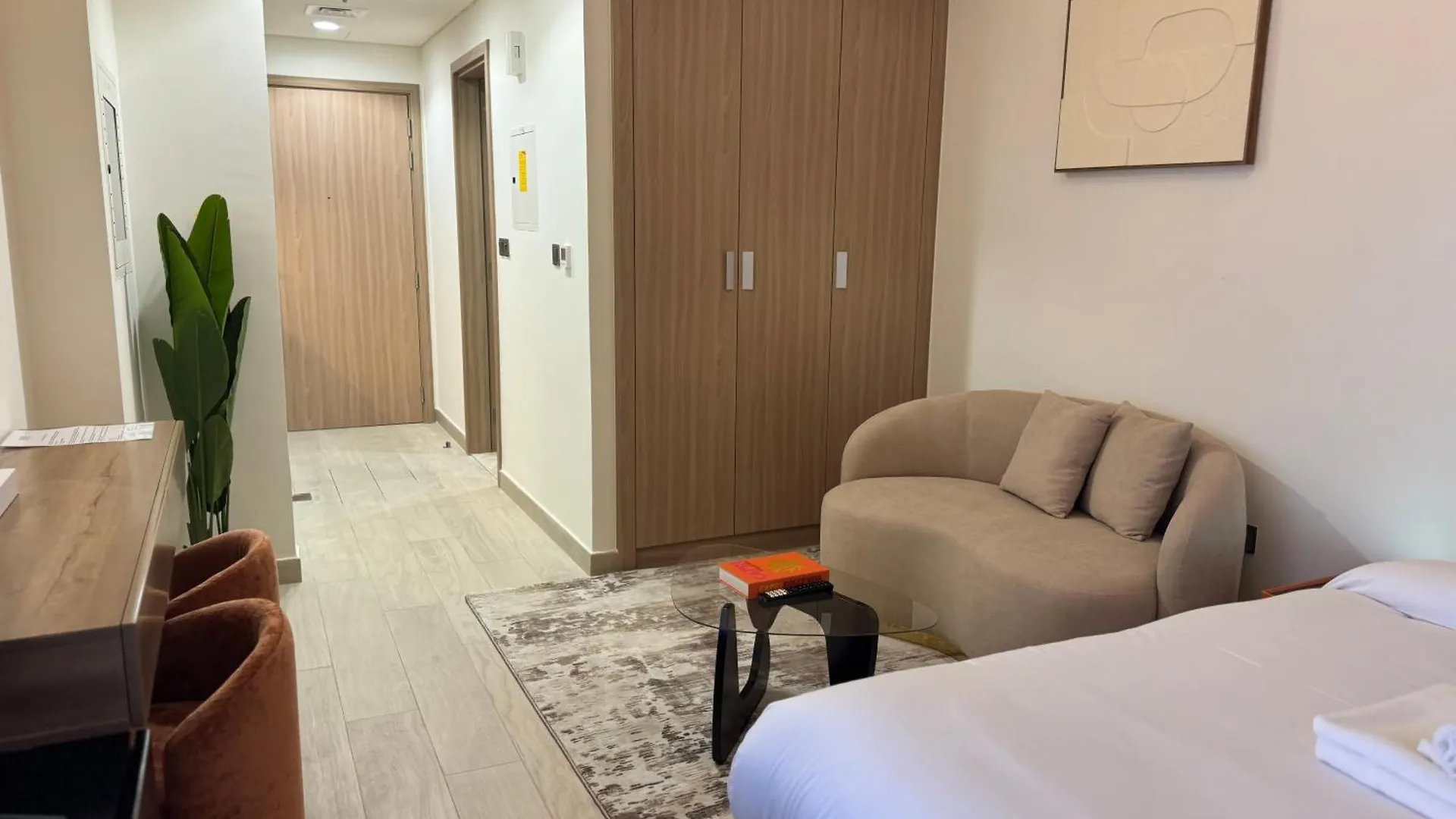 Ashri Hh, Standard Studio In Riviera Dubai 0*,  United Arab Emirates